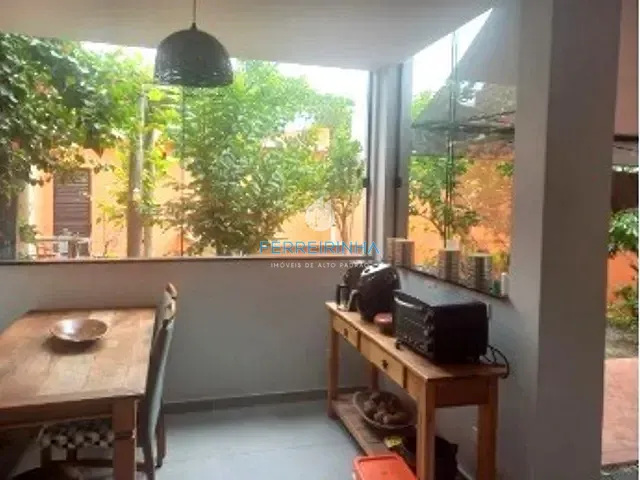 Casa com 275m² 3 quartos e 4 banheiros, à venda, no bairro Urbanova em São José dos Campos
