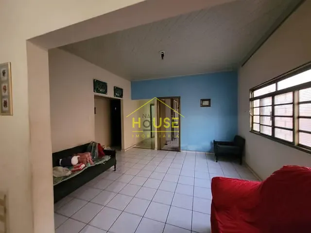Casa com 400m², à venda, no bairro Patrimônio Velho em Votuporanga