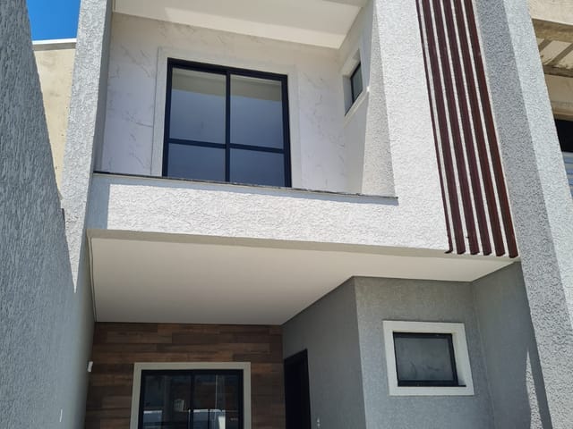 Casa à venda, no bairro Morretes em Itapema