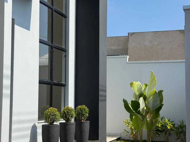 Casa 3 quartos e 2 banheiros, à venda, no bairro Residencial Santana em Lavras