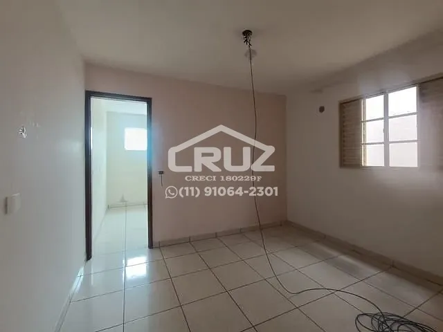 Casa 2 quartos e 1 banheiro, para alugar, no bairro Laranjeiras em Caieiras