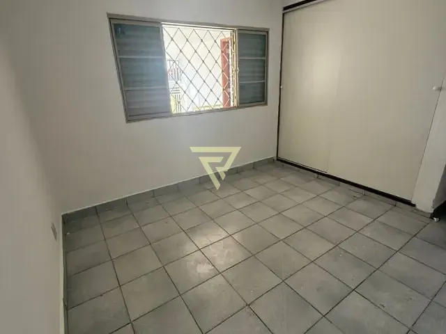 Casa com 89m² 3 quartos e 1 banheiro, à venda, no bairro Campos Elíseos em Ribeirão Preto