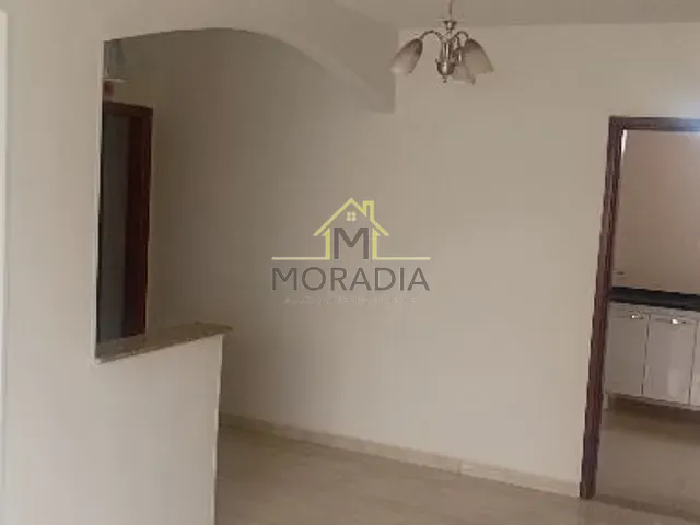 Casa com 312m² 6 quartos e 4 banheiros, à venda, no bairro Nossa Senhora das Dores em Guaxupé
