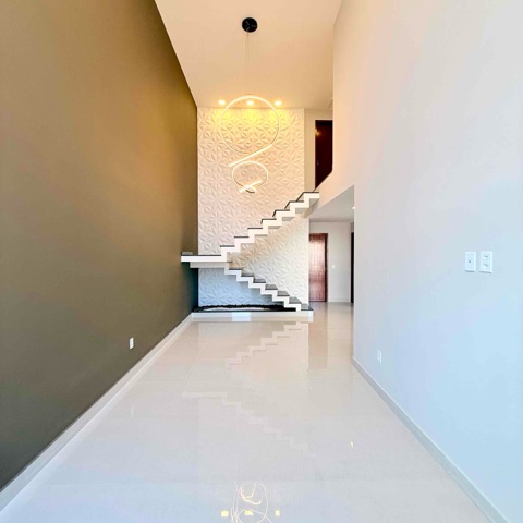 Casa com 200m² 3 quartos e 4 banheiros, à venda, no bairro Monte Alto  em Arraial do Cabo
