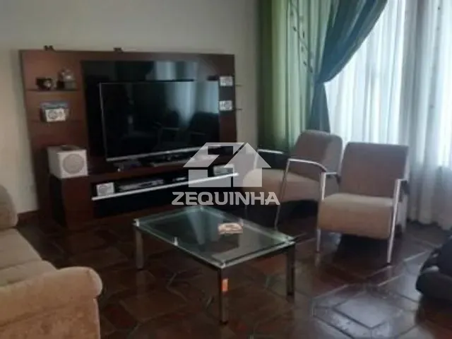 Casa com 200m² 3 quartos e 3 banheiros, à venda, no bairro Jardim D´abril em Osasco