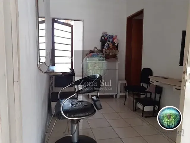 Casa com 100m² 2 quartos e 1 banheiro, à venda, no bairro Vila Fiori em Sorocaba