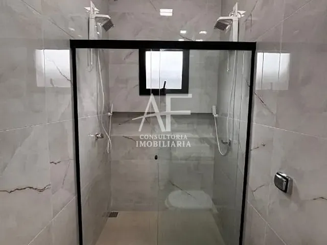 Casa com 300m² 3 quartos e 3 banheiros, à venda, no bairro Residencial Ouro Ville em Taubaté