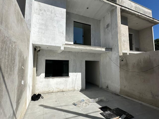 Casa com 125m² 2 quartos e 2 banheiros, à venda, no bairro Glória em Macaé