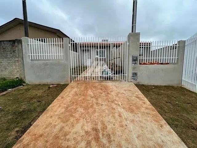 Casa com 142m² 2 quartos e 1 banheiro, à venda, no bairro Cará-cará em Ponta Grossa