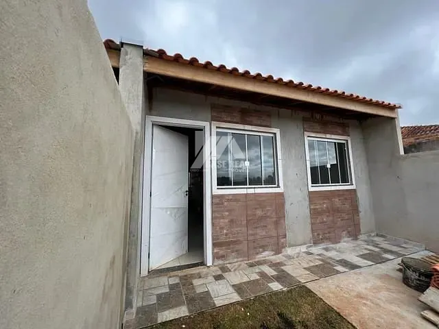 Casa com 142m² 2 quartos e 1 banheiro, à venda, no bairro Cará-cará em Ponta Grossa