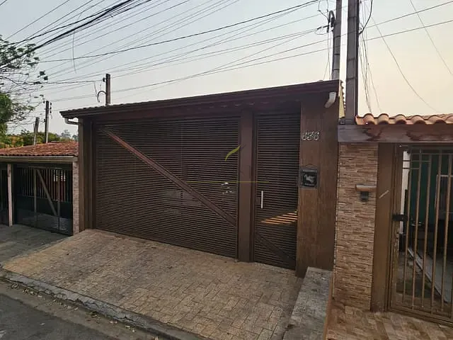 Casa 3 quartos e 3 banheiros, à venda, no bairro Jardim Sudô em Piracaia