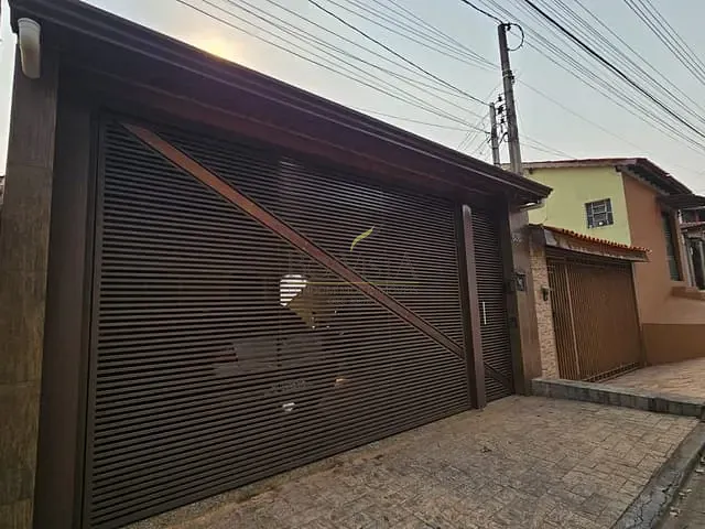 Casa 3 quartos e 3 banheiros, à venda, no bairro Jardim Sudo em Piracaia