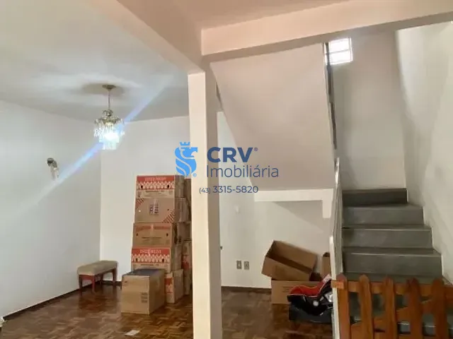 Casa com 200m² 3 quartos e 3 banheiros, à venda, no bairro Pinheiros em Londrina
