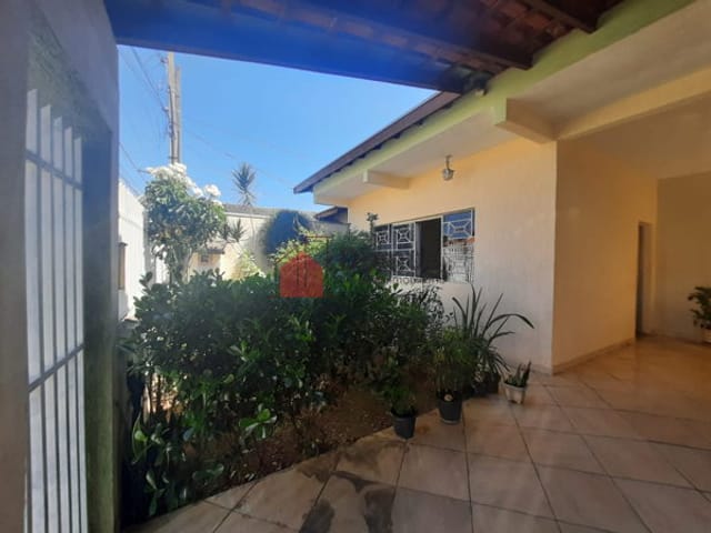 Casa com 250m², à venda, no bairro Residencial Mombaça em Pindamonhangaba