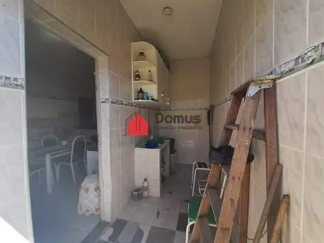 Casa com 250m², à venda, no bairro Residencial Mombaça em Pindamonhangaba