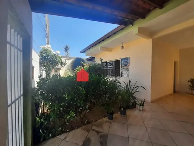 Casa com 250m², à venda, no bairro Residencial Mombaça em Pindamonhangaba