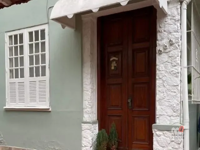 Casa à venda, no bairro Centro em Petrópolis