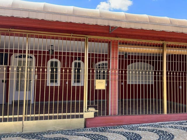 Casa com 200m² 3 quartos e 2 banheiros, à venda, no bairro Vila Padre Manoel de Nóbrega em Campinas