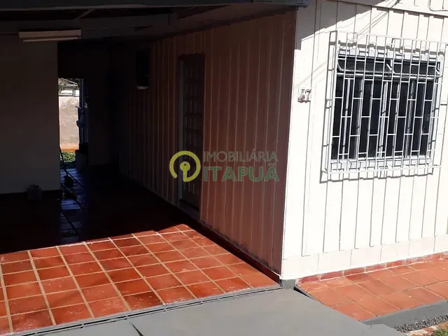 Casa com 354m² 2 quartos e 1 banheiro, à venda, no bairro Andrade em Londrina