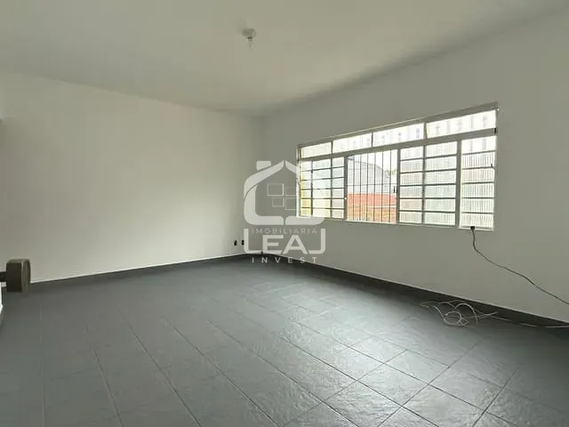 Casa com 170m² 3 quartos e 2 banheiros, para alugar, no bairro Vila Dinorah em São Paulo