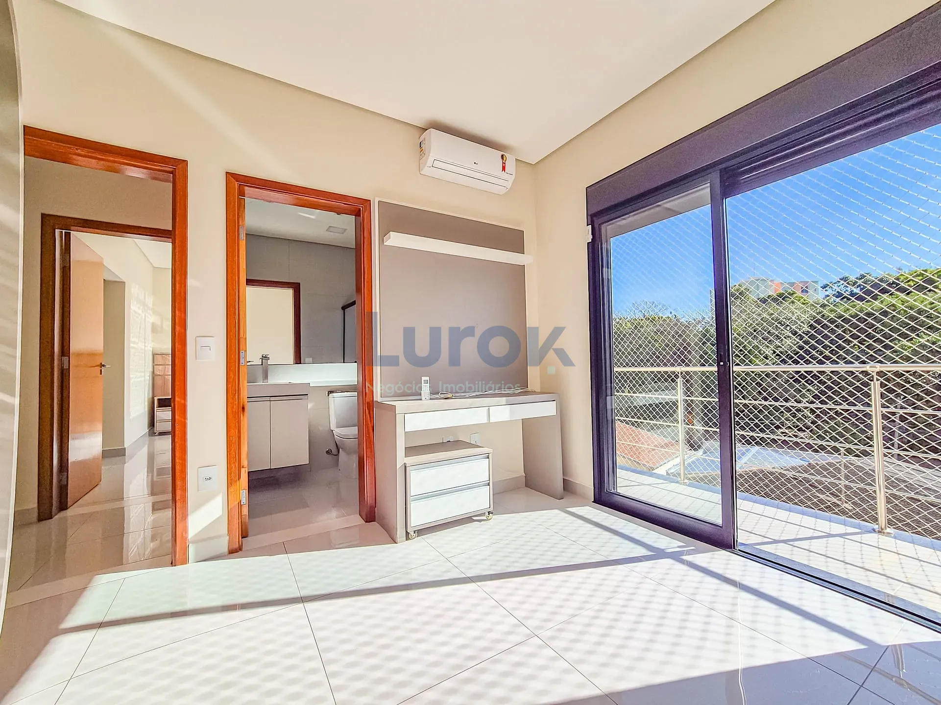 Casa, 3 quartos, 240 m² - Foto 11