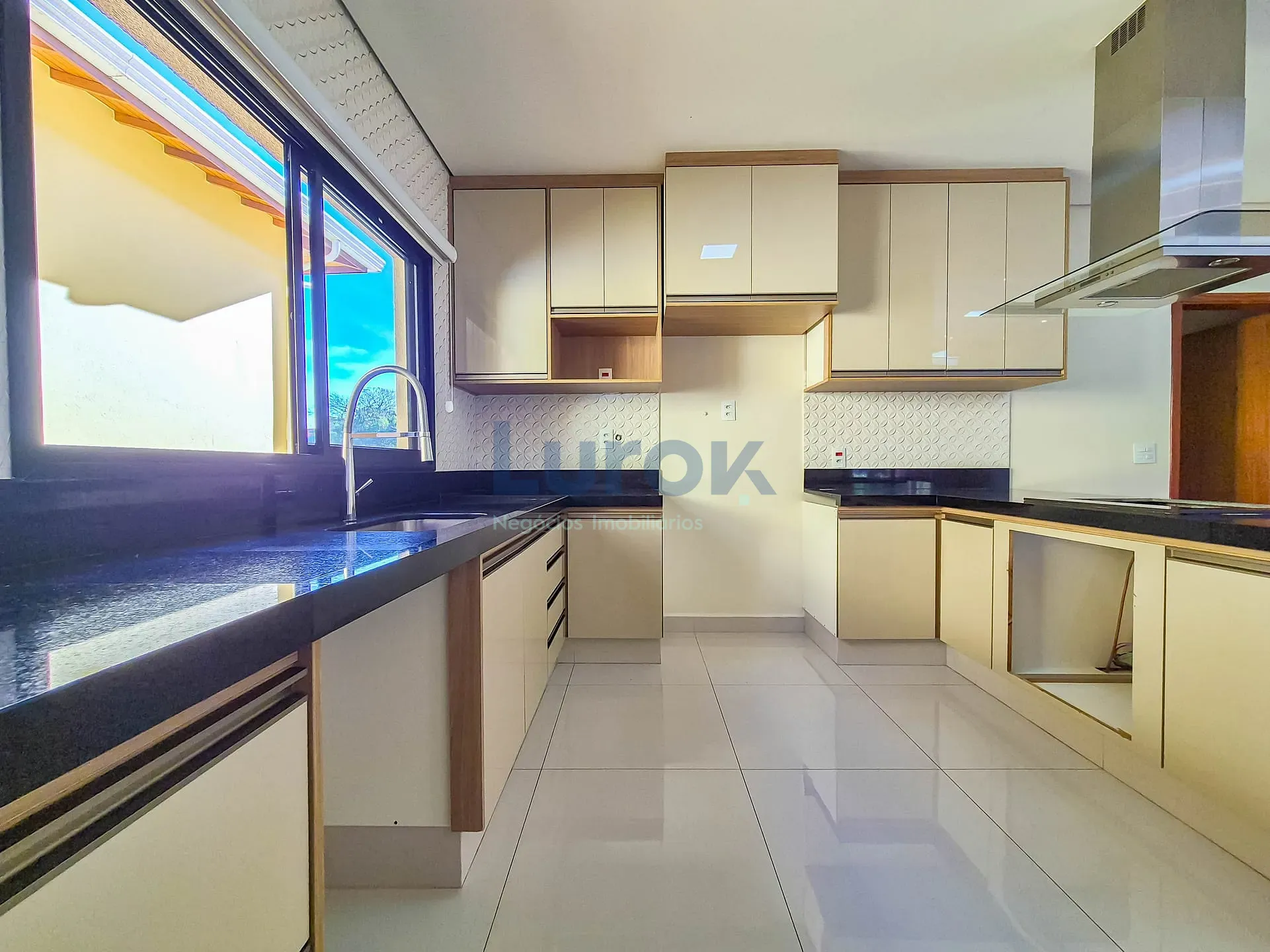 Casa, 3 quartos, 240 m² - Foto 8