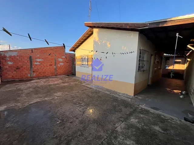 Casa com 200m² 2 quartos e 1 banheiro, à venda, no bairro Jardim do Bosque  em Botucatu