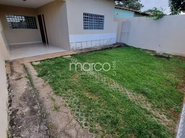 Casa 3 quartos e 1 banheiro, para alugar, no bairro Vila Jardim Vitória em Goiânia