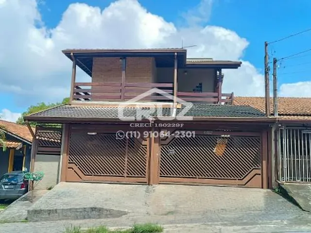 Casa com 257m² 4 quartos e 4 banheiros, à venda, no bairro Centro em Ribeirão Pires