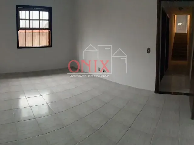 Casa com 187m² 3 quartos e 2 banheiros, à venda, no bairro Vila Suissa em Mogi das Cruzes