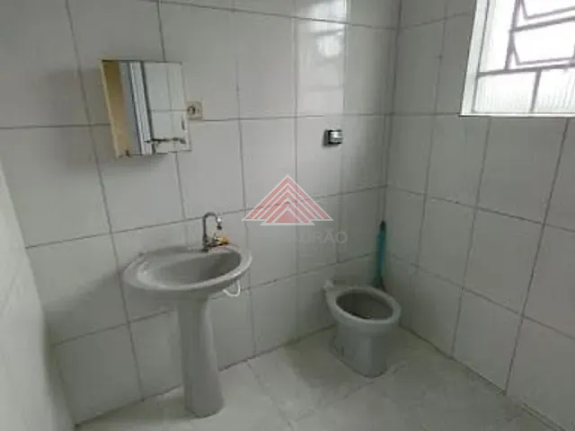 Casa com 365m² 3 quartos e 2 banheiros, à venda, no bairro Parque das Américas em Mauá