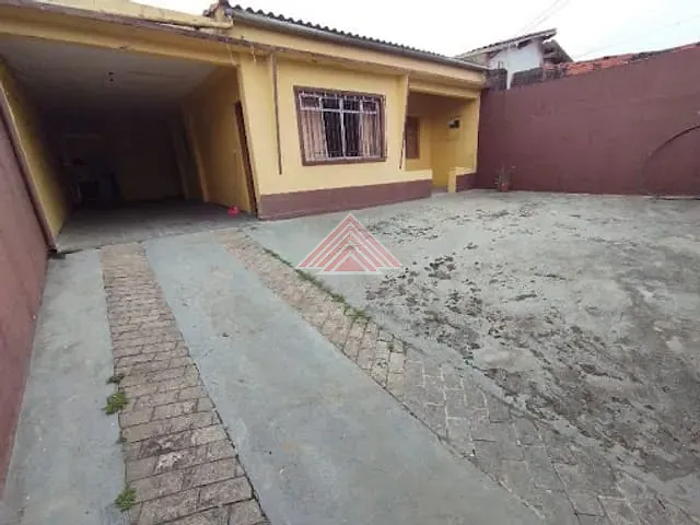 Casa com 365m² 3 quartos e 2 banheiros, à venda, no bairro Parque das Américas em Mauá