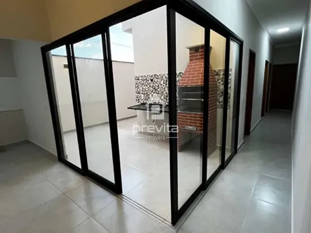 Casa com 150m² 3 quartos e 2 banheiros, à venda, no bairro Vila Areao em Taubaté