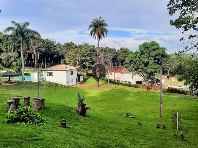 Casa com 9200m² 4 quartos e 3 banheiros, à venda, no bairro Condomínio Nossa Fazenda em Não informado