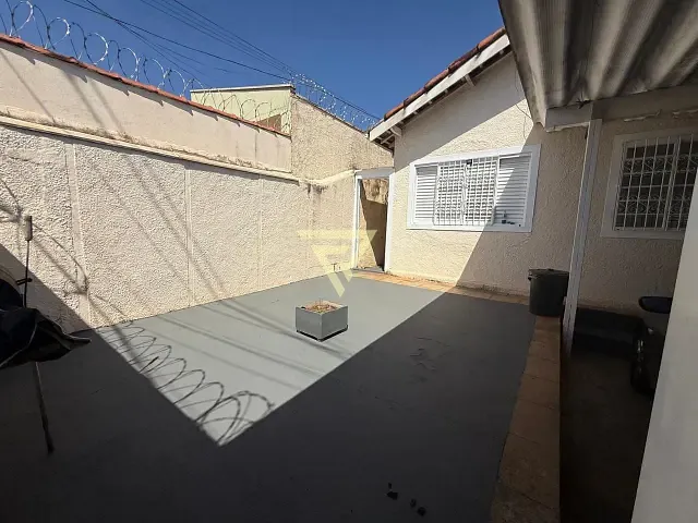 Casa com 250m² 5 quartos e 3 banheiros, à venda, no bairro Independência em Ribeirão Preto