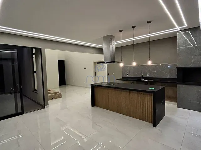 Casa 3 quartos e 5 banheiros, à venda, no bairro Jardim Santa Maria em São José do Rio Preto