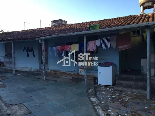 Casa com 816m² 2 quartos e 1 banheiro, à venda, no bairro Vila Camargo em Andradas
