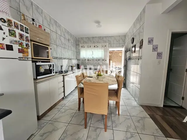 Casa com 144m² 2 quartos e 1 banheiro, à venda, no bairro São Vicente em Itajaí