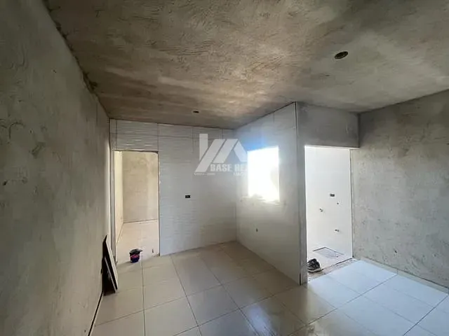 Casa com 90m² 2 quartos e 1 banheiro, à venda, no bairro Dona Marly em Ponta Grossa