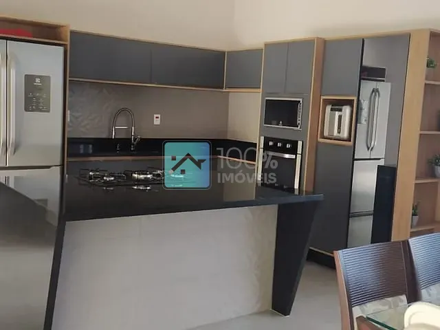 Casa com 1040m² 3 quartos e 4 banheiros, à venda, no bairro Jardim Terras de Santa Helena em Jacareí