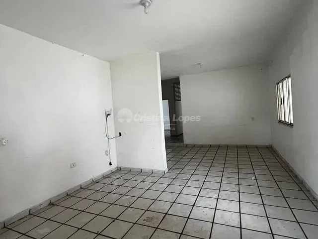 Casa com 498m² 6 quartos e 4 banheiros, à venda, no bairro Vermelha em Teresina