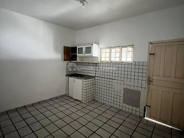 Casa com 498m² 6 quartos e 4 banheiros, à venda, no bairro Vermelha em Teresina