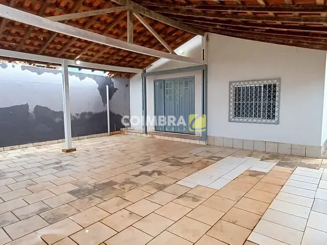 Casa com 327m² 2 quartos e 1 banheiro, para alugar, no bairro Urumari em Santarém
