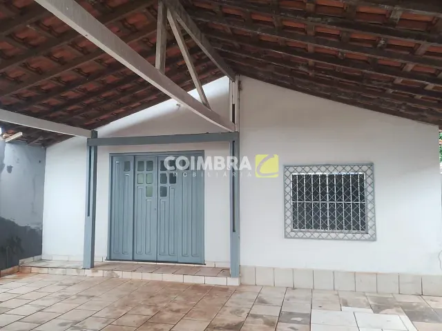 Casa com 327m² 2 quartos e 1 banheiro, para alugar, no bairro Urumari em Santarém