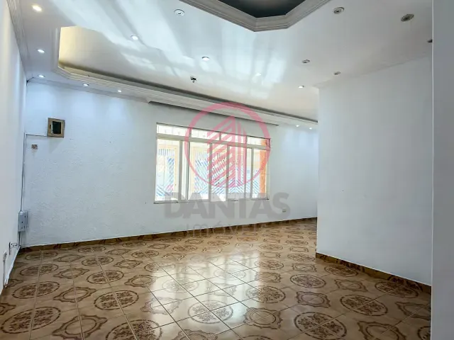 Casa com 270m² 3 quartos e 2 banheiros, à venda, no bairro Bela Vista em Osasco