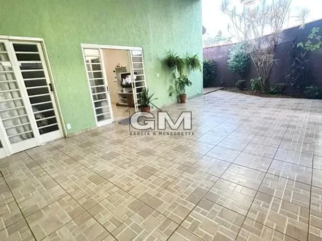 Casa com 222m² 4 quartos e 2 banheiros, à venda, no bairro Jardim Doutor Paulo Gomes Romeo em Ribeirão Preto
