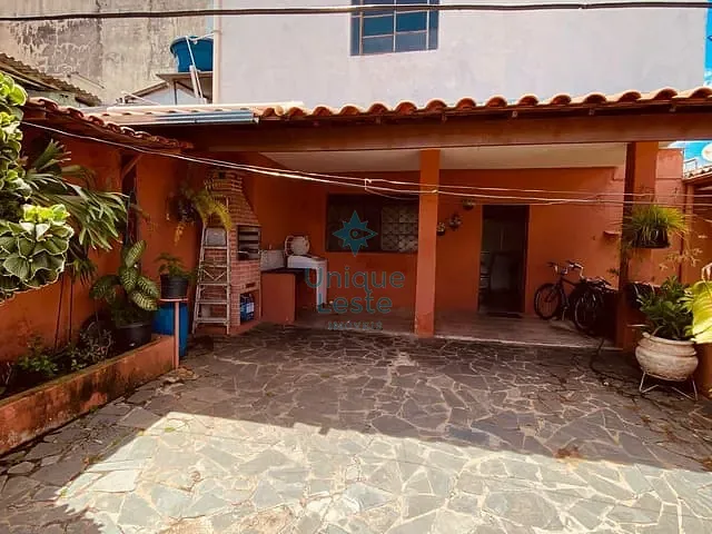 Casa 10 quartos e 7 banheiros, à venda, no bairro Nova Vista em Sabará