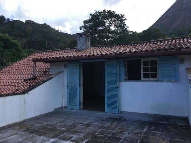Casa com 1788m², à venda, no bairro Itaipava em Petrópolis