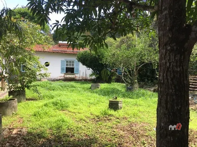 Casa com 1788m², à venda, no bairro Itaipava em Petrópolis