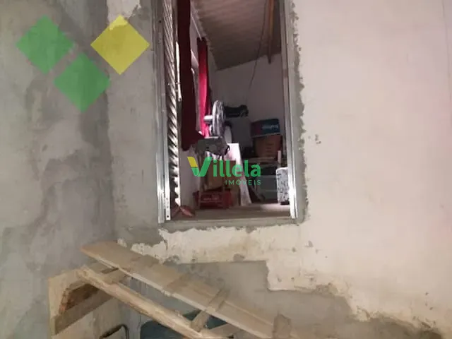 Casa à venda, no bairro Jardim Piatã B em Mogi das Cruzes